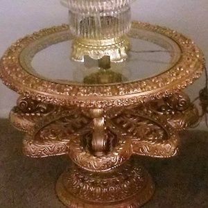 Antique Funiture/Antique Tables